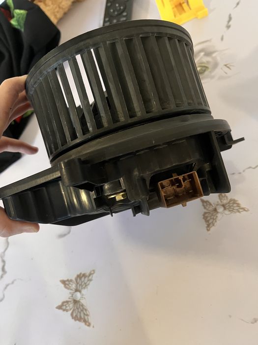 Моторчик печки ауди а4 б6