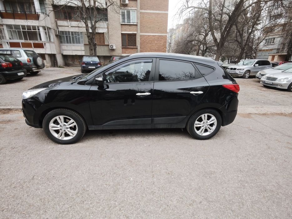 Продавам Hyundai ix35  4x4 full