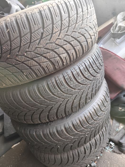 Джанти Opel krossland заедно с зимни гуми 16 цола