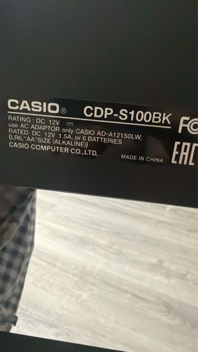 Продам Цифровое пианино Casio