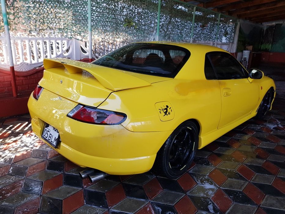 Мицсубиси ФТО 1995 года