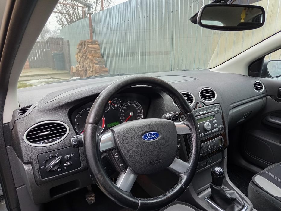 Vând Ford Focus 2