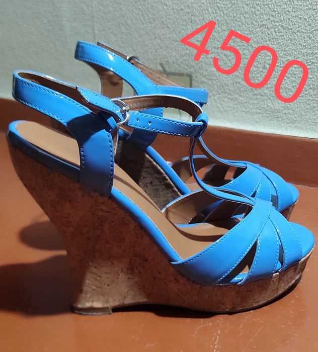 Продам туфли, босоножки