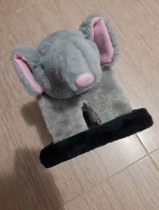 Pachet - rucsac, perie și jucarie de zgâriat