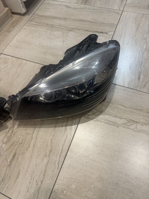 Фар Мерцедес ЦЛЦ Mercedes CLC farove