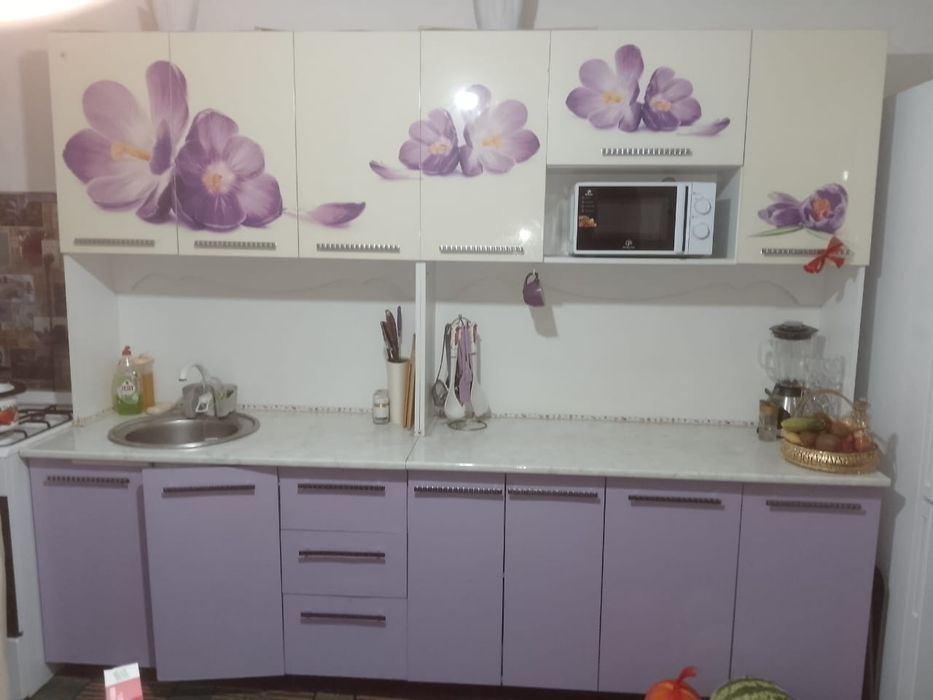 Продается кухонный гарнитур