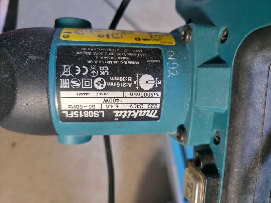 Fierastrau circular stationar Makita LS0815FL