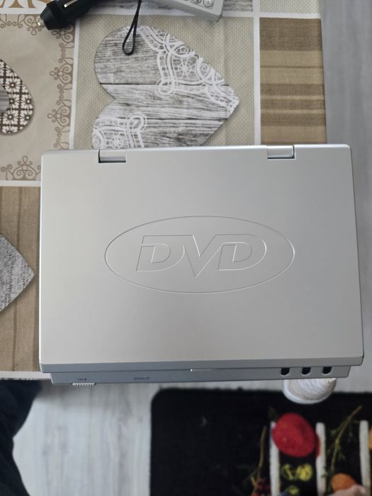 DVD player за автомобил