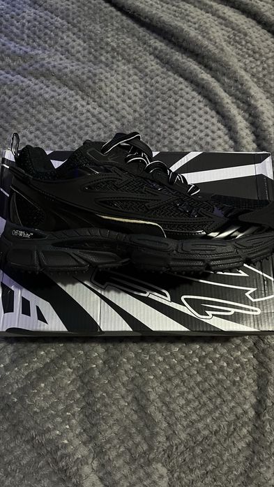 Off-White Be right back shoes 44