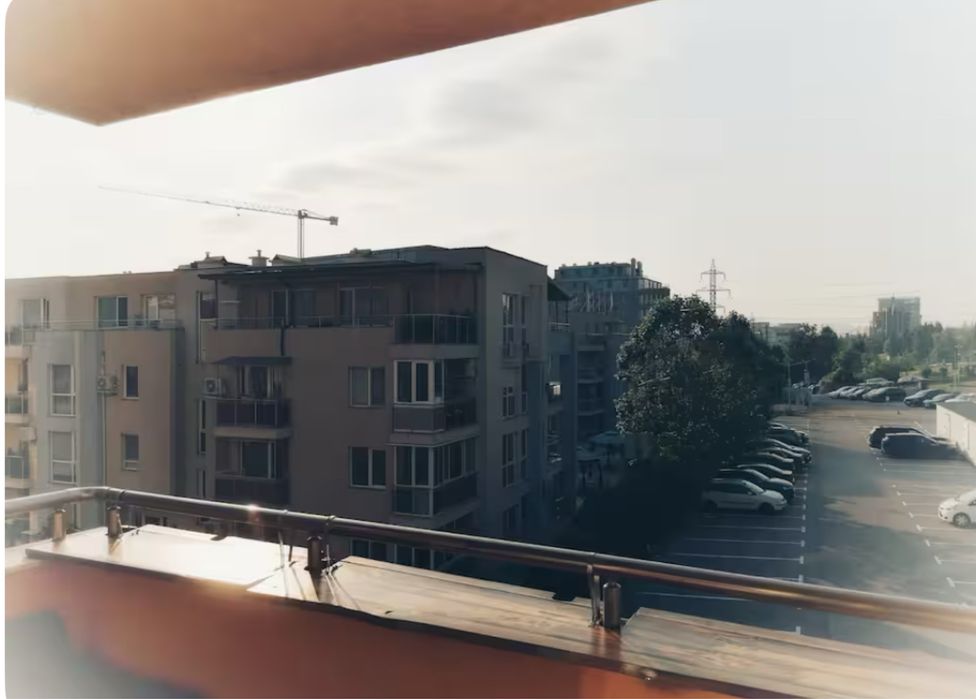 Артистичен УЮТЕН ДОМ в София за дългосрочен наем