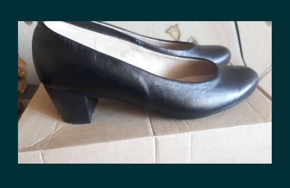 Туфли  кожаные ,37новые,