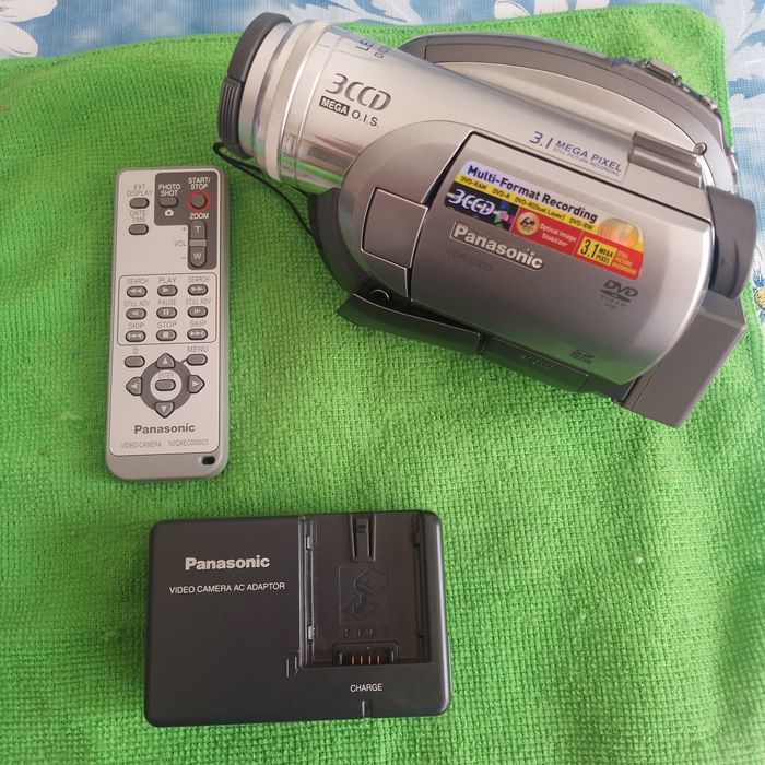 Canon Legria HF R 106