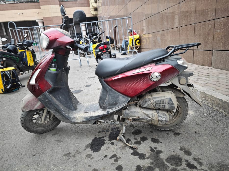 Продам мопед(скутер)