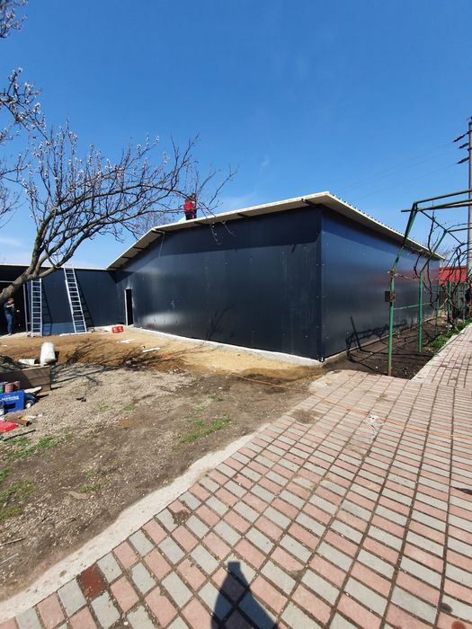 Vand hale metalice ori ce dimensiuni