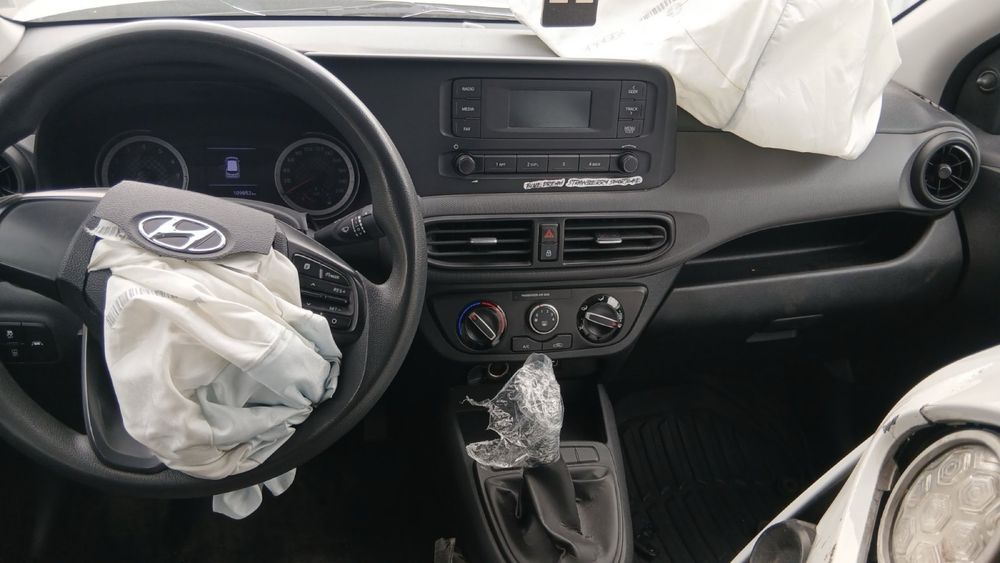 Продава се само на части Hyundai I10 1.0 газ/бензин 2022 година