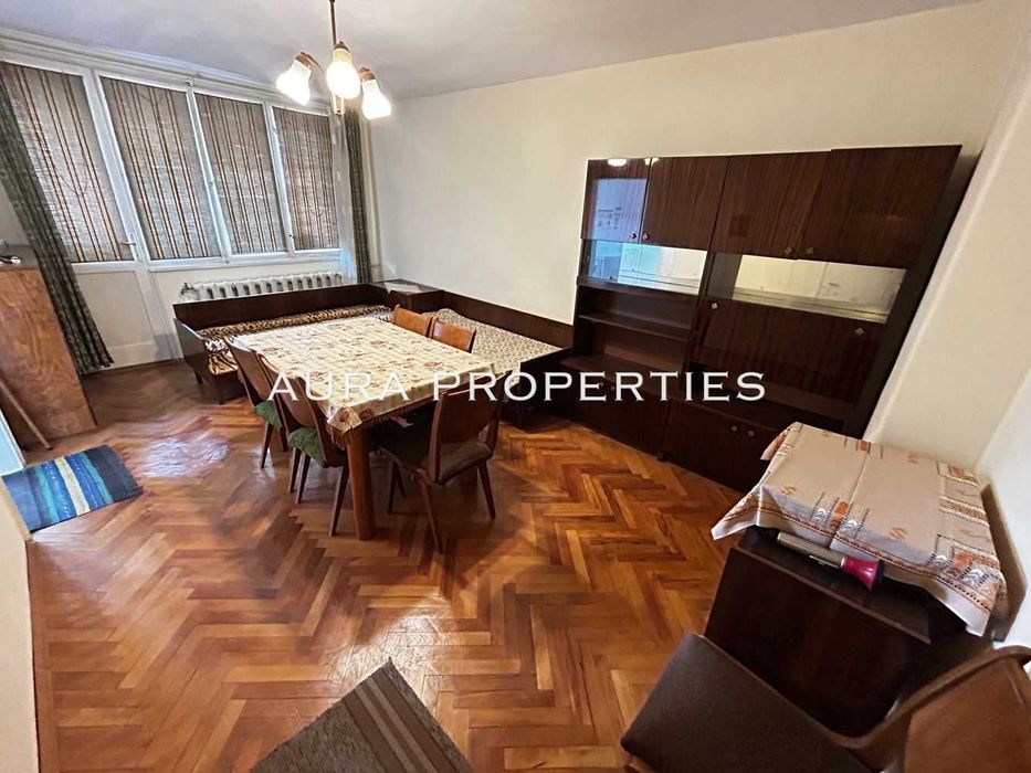 Продава се Тристаен апартамент в Разград, Житница - 90 кв.м за 1179 €/кв.м - Снимка #2
