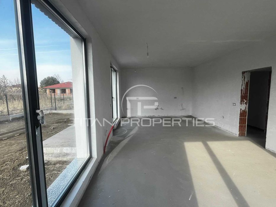 Продава се Къща в Пловдив, Беломорски - 240 кв.м за 1209 €/кв.м - Снимка #2