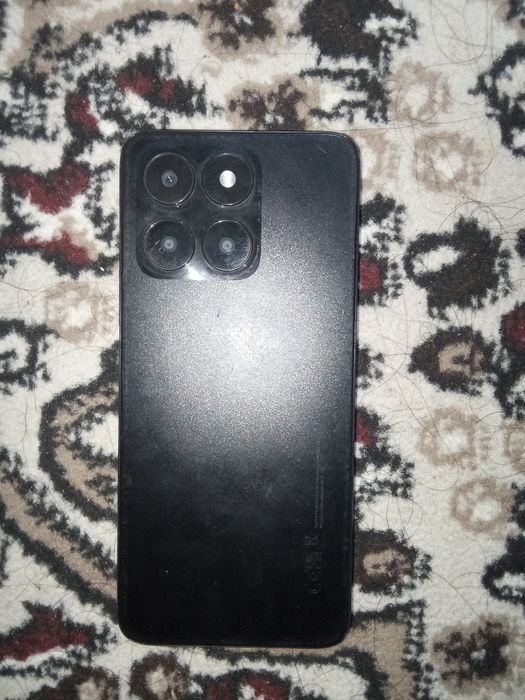 Honor x6a sotiladi xolat yaxshiy