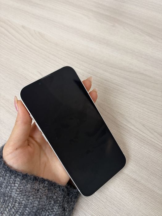 Продается айфон 13, 128гб