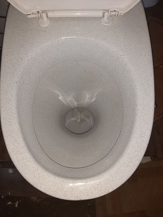 Унитаз в комплекте