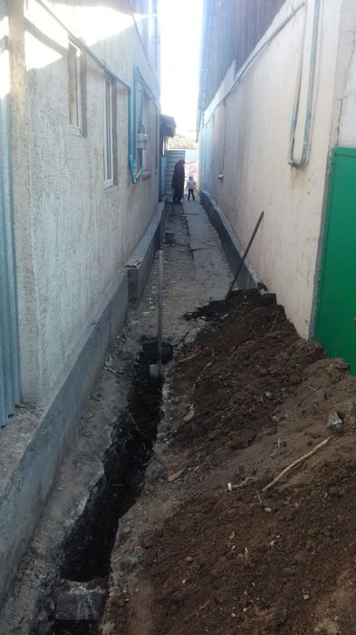 Копаем траншей , Септик,туалет,ямы