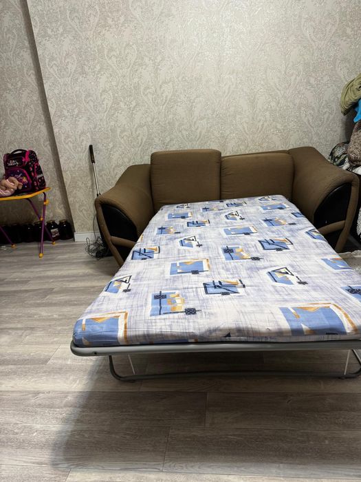 Продаю мягкий уголок 2+1