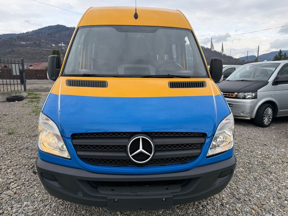 Mercedes-Benz Sprinter Mercedes sprinter mixt cu 7 locuri