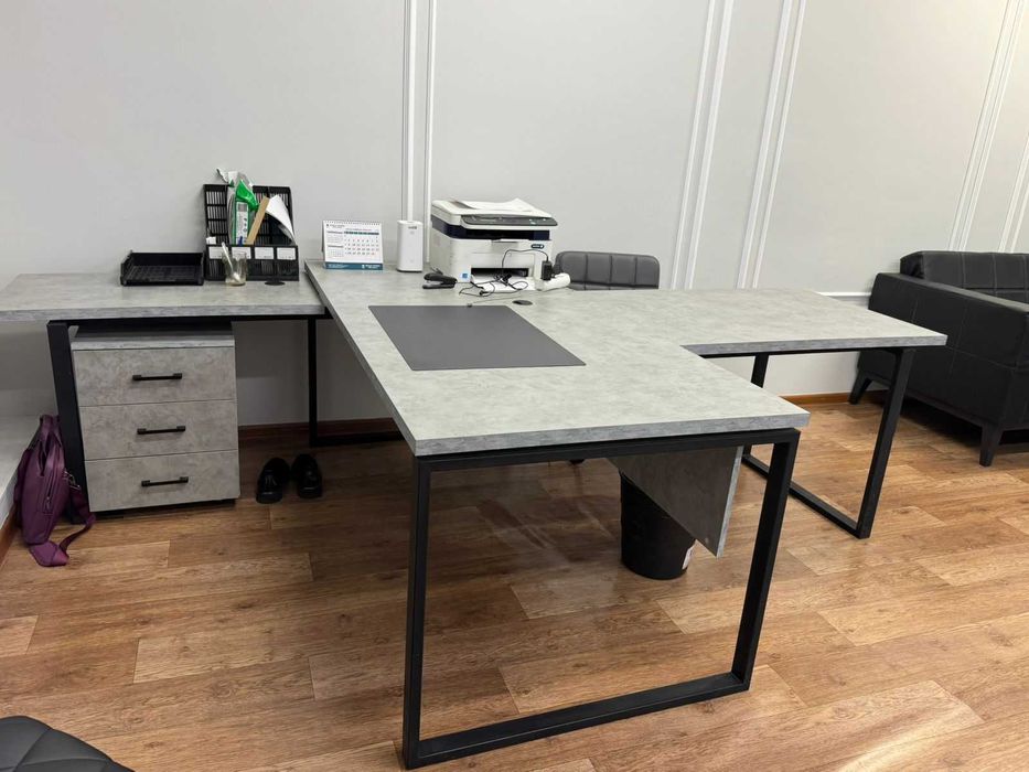 Продам Офисные столы