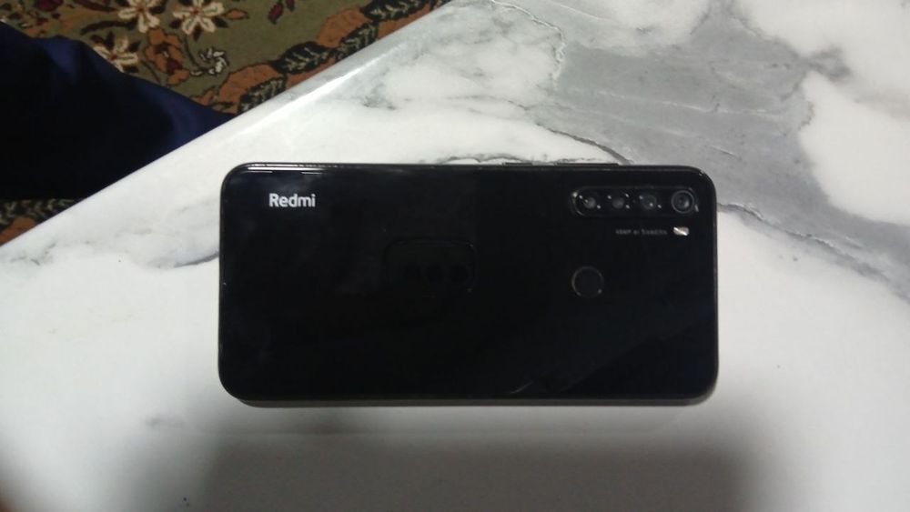 Redmi not 8 hotira 64 GB