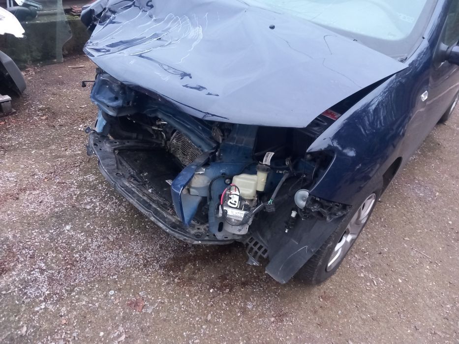 Дачия сандеро 2 2017г 30000км 1000кубика клима