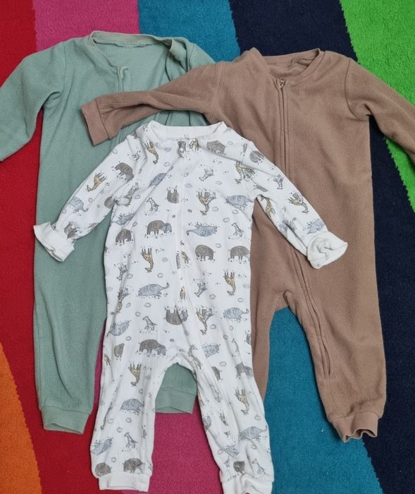 Lot haine bebe toamna-iarna 74-80