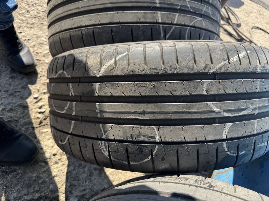 Pirelli P Zero 4 броя 245/40/18