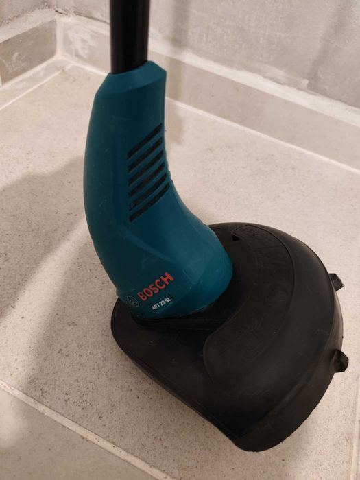 Електрически тример за трева на Bosch