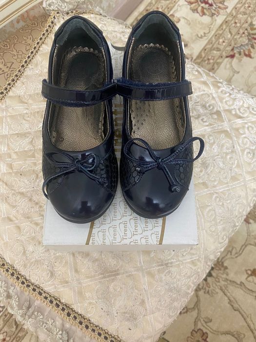 Детская школьная обувь