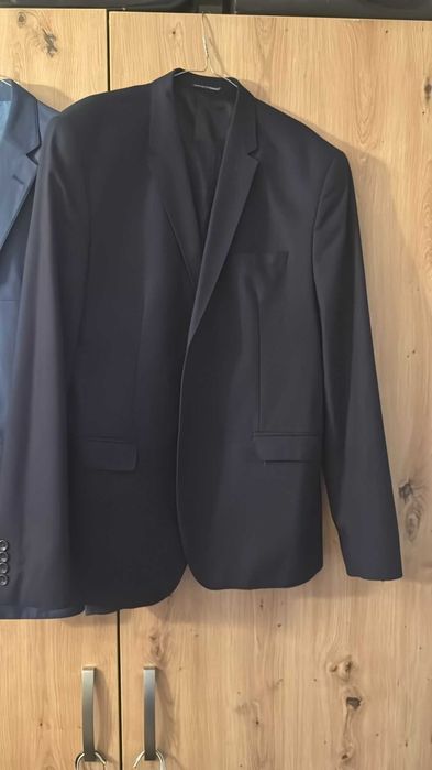 Costum barbatesc HUGO BOSS si GIORGIO ARMANI
