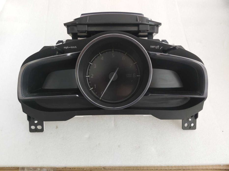 Табло, скоростомер за Mazda 3 2018 + head up