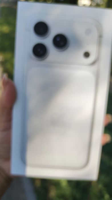 Iphone 17 pro silver  256