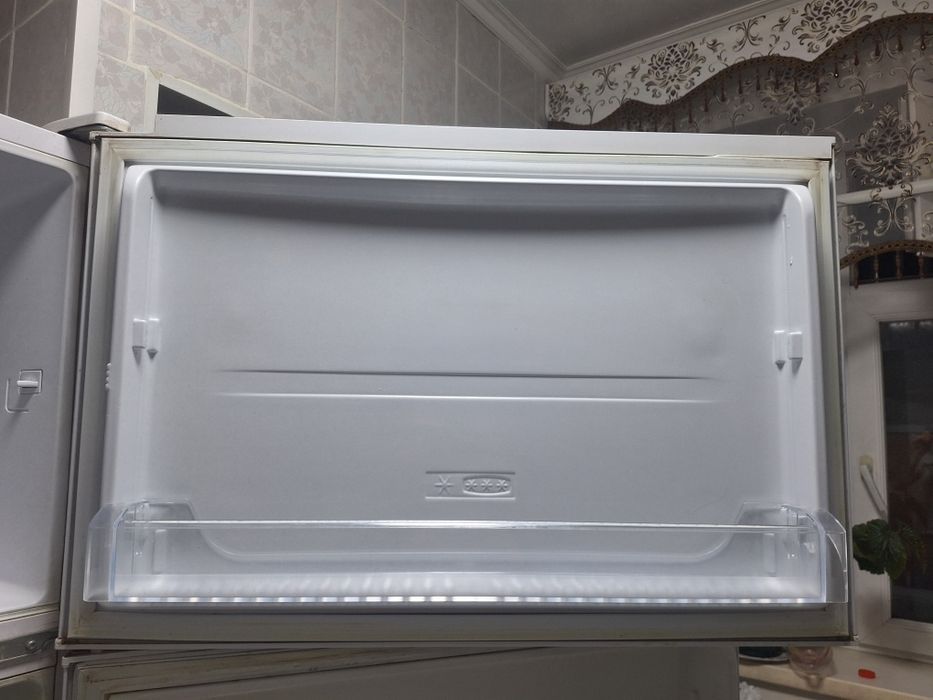 Холодильник продам в хорошем состоянии