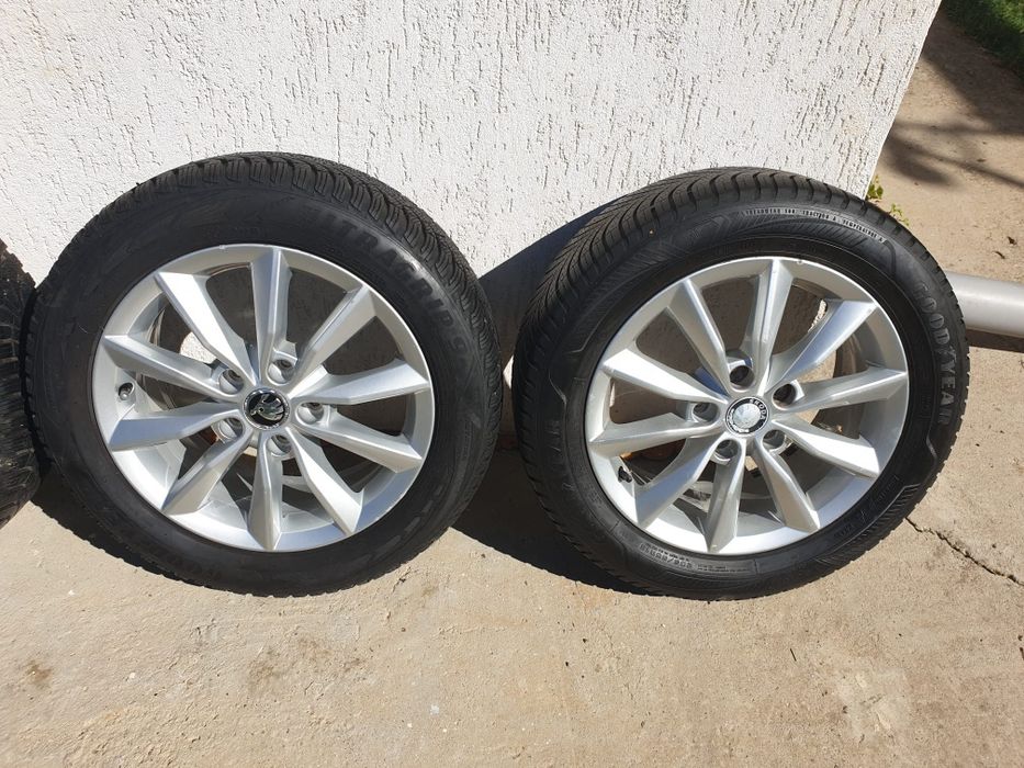 Vand Roti iarnoa Octavia 205 55 16, anvelope GoodYear