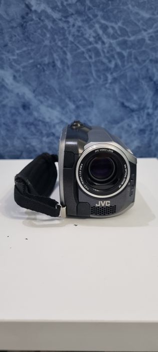 Видеокамера JVC EVERIO Hibrid  GZ-MG130E 30GB HDD