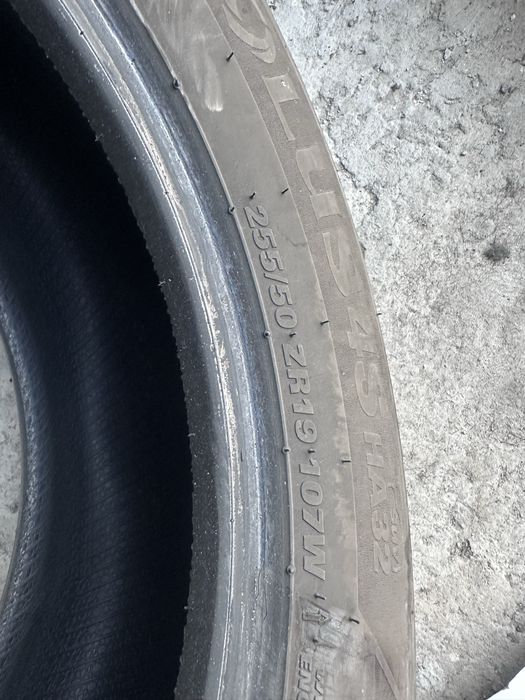 1  255/50/19 all season 2024 kumho