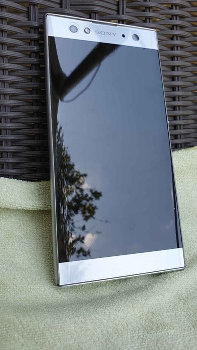 Vând display Sony Xperia XA 2 ultra