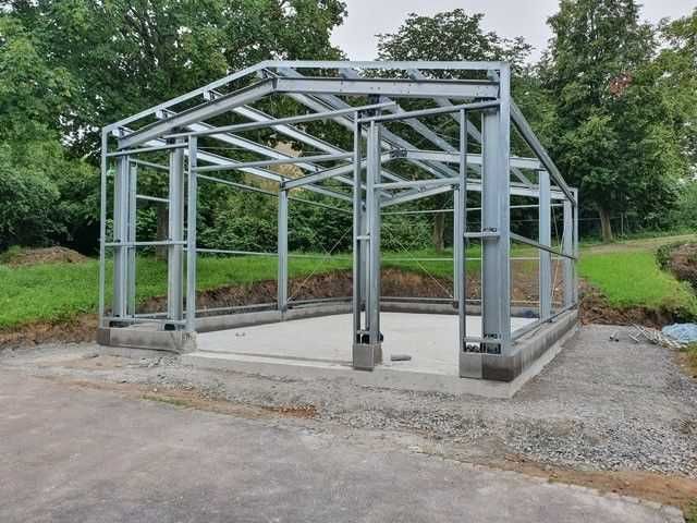 Casa Modulara, Garaje Auto, Containere din panou sandwich termoizolant