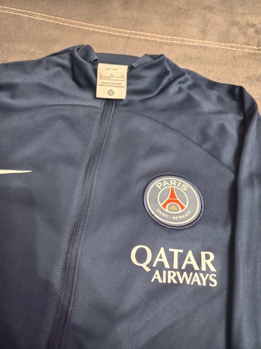 Оригинален детски екип Paris Saint‑Germain Nike XL (158–170 см) – нов