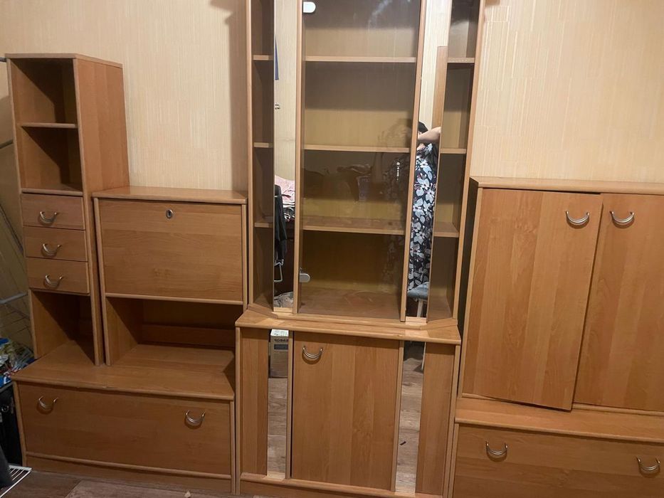 Отдам в дар стенку горку в хорошем состоянии