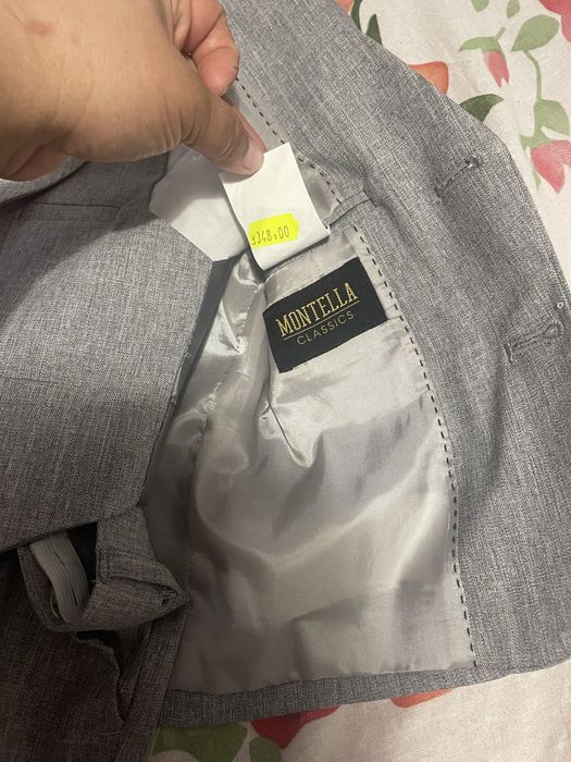 Vand 2 costumase baiaetel