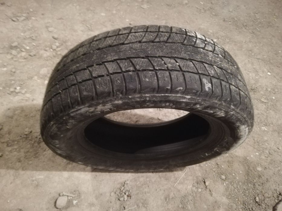 Зимние шины 2 шт 215/60 R16   TRIANGLE