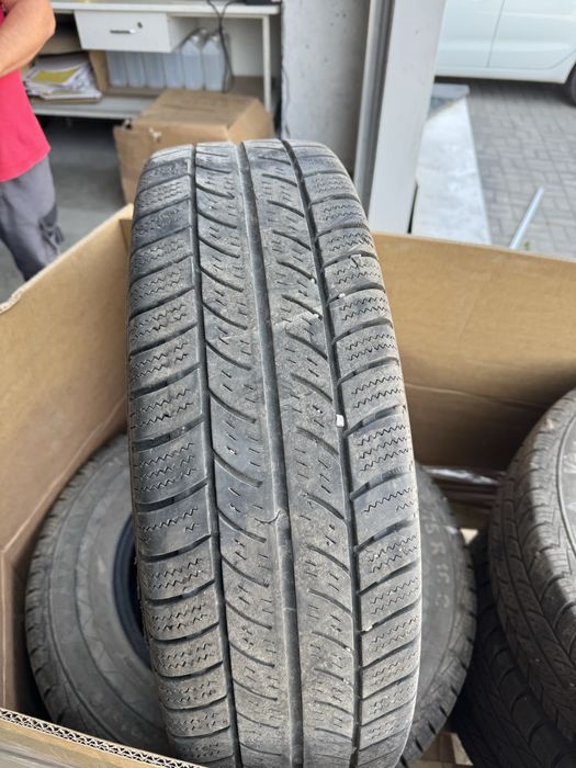 Продам шины все сезонка