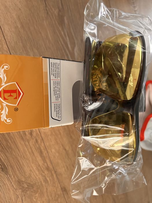 Защитные очки при работе свар