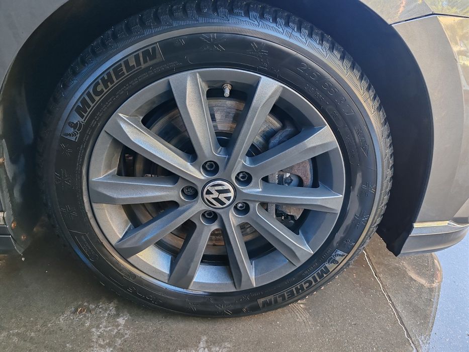 Продавам оригинални джанти 17 5x112 за Vw passat b8